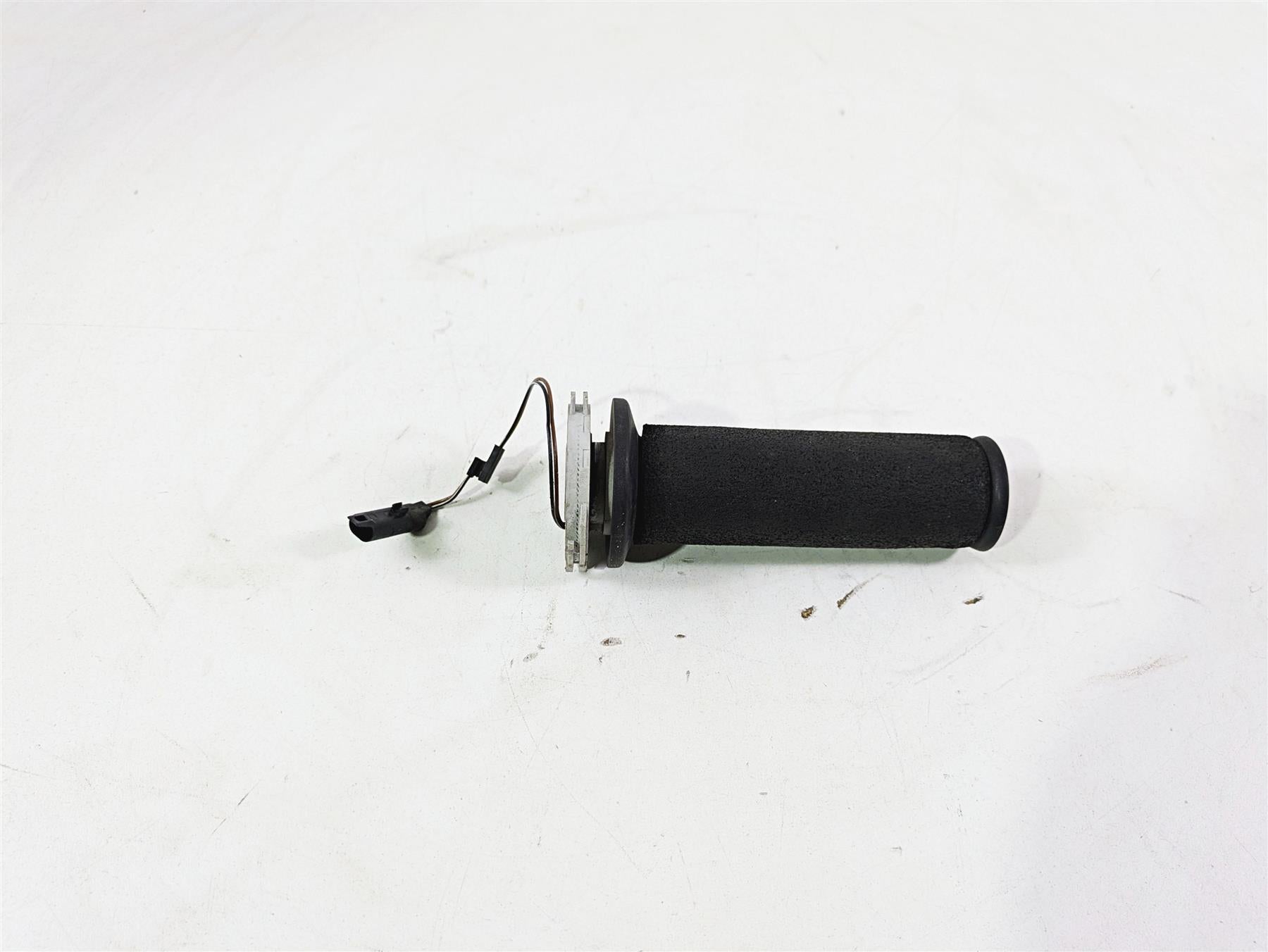 2009 BMW R1200GS K255 Adv Left Heated Hand Grip 61317727067 {{ shop.shopifyCountryName }} - Mototech271