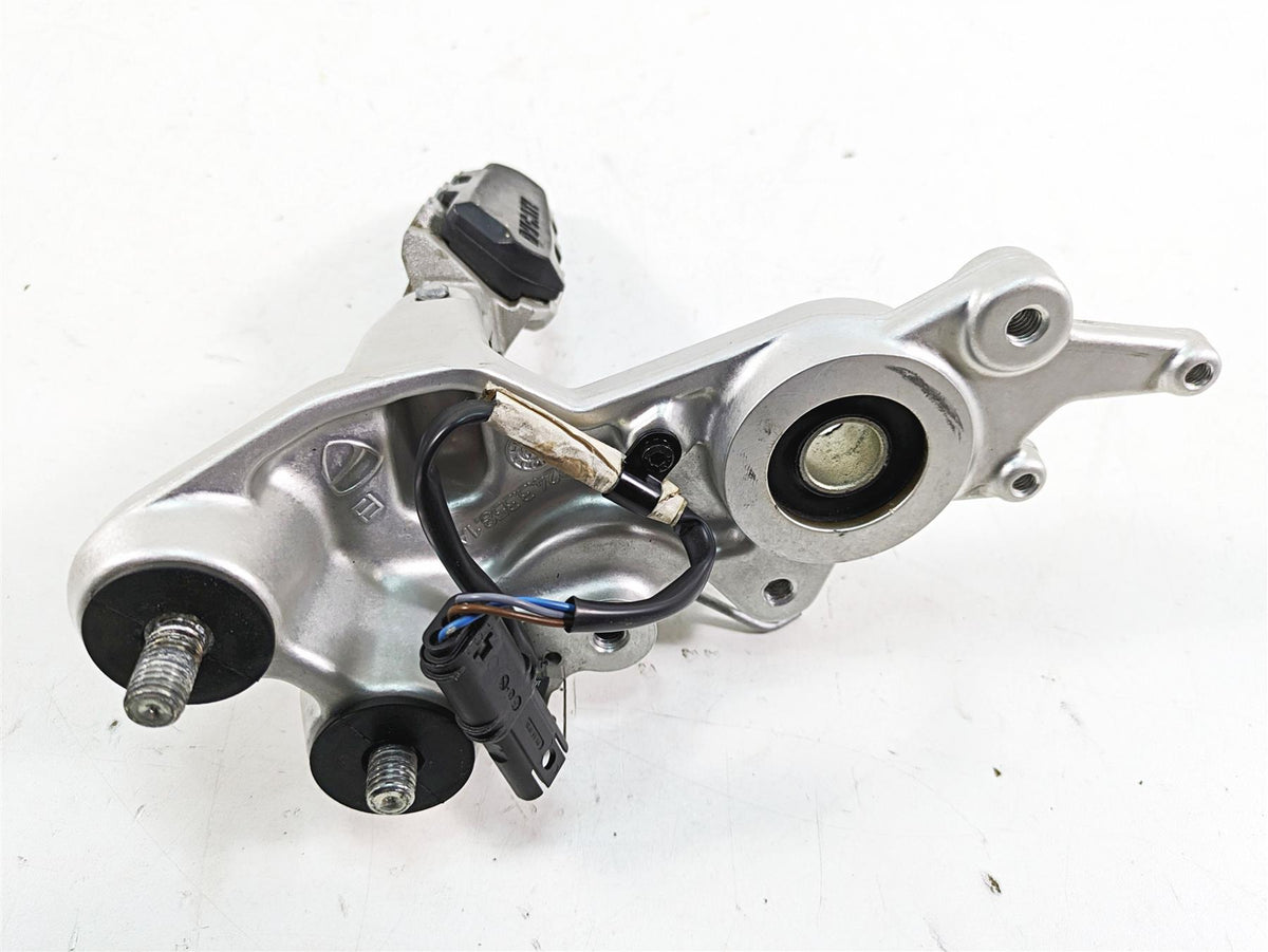 2020 Ducati Hypermotard 950 SP Right Foot Peg Footpeg + Bracket 82413581AB {{ shop.shopifyCountryName }} - Mototech271