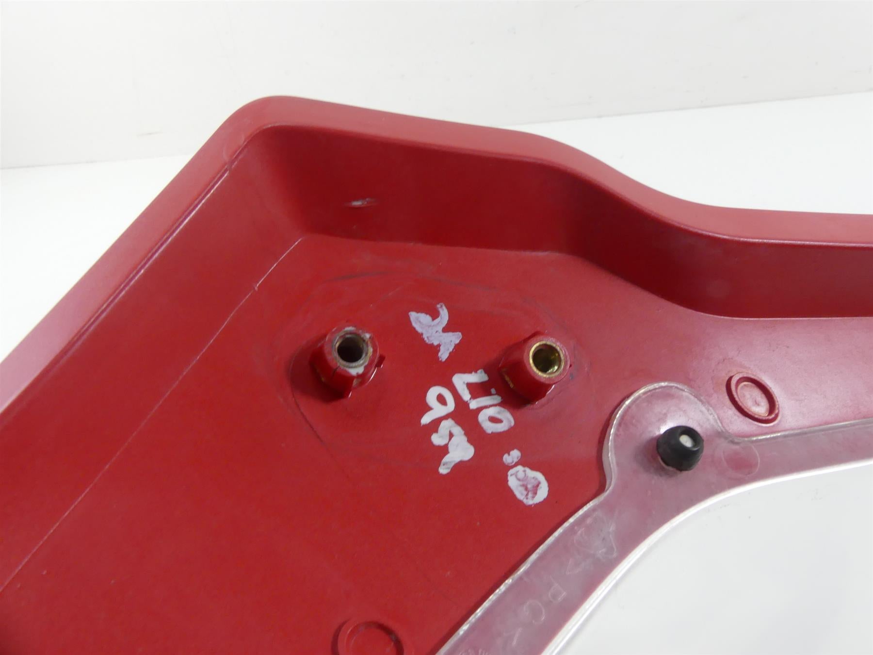2005 Ducati Multistrada 1000S Red Windshield & Nose Fairing Cover 48110281A {{ shop.shopifyCountryName }} - Mototech271