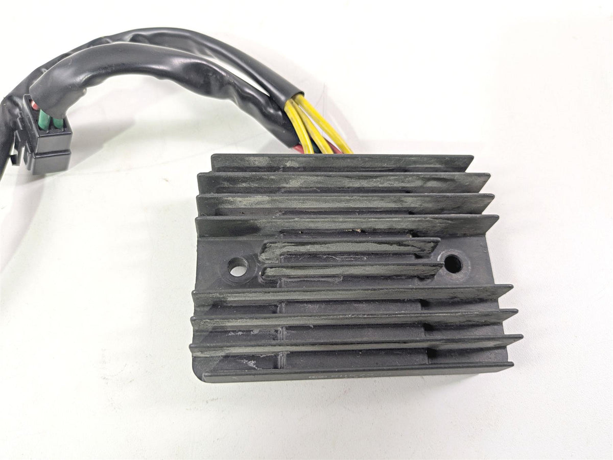 2017 Aprilia RSV 1100 Tuono V4 Factory Rectifier Voltage Regulator B043488 {{ shop.shopifyCountryName }} - Mototech271