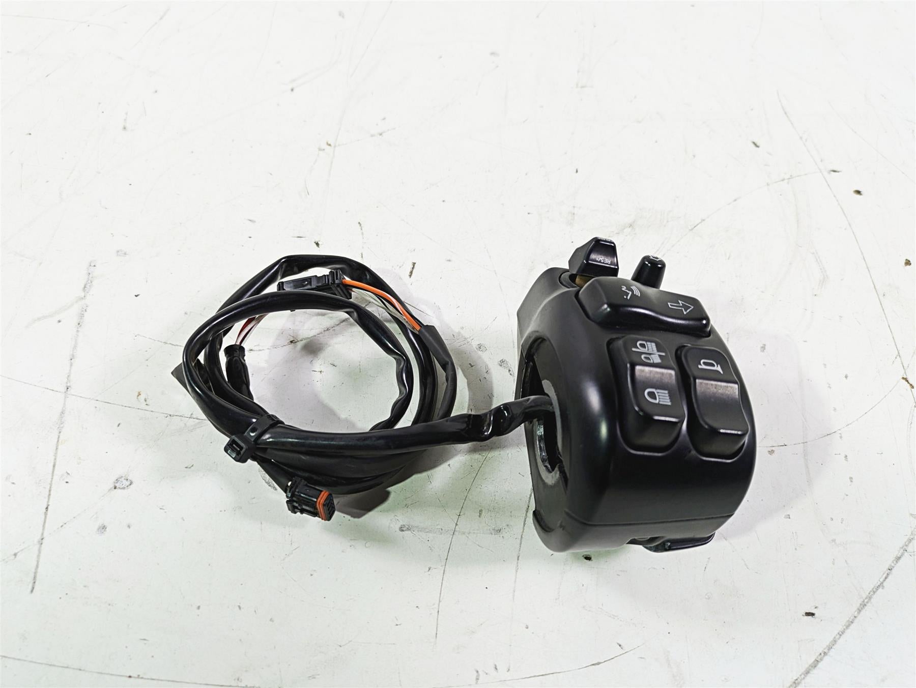 2015 Harley Touring FLHTKL E -Glide Low Left Hand Control Switch -Extd 71500128B {{ shop.shopifyCountryName }} - Mototech271