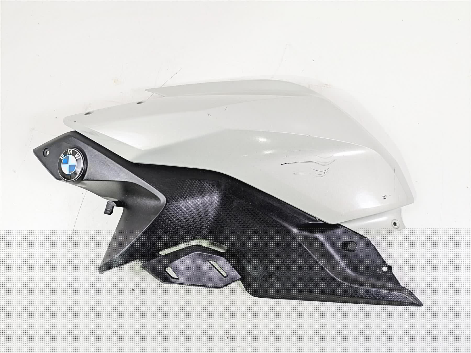 2016 BMW R1200RS K54 Tank Left Side Fairing Cover - Scratches 46638548065 {{ shop.shopifyCountryName }} - Mototech271