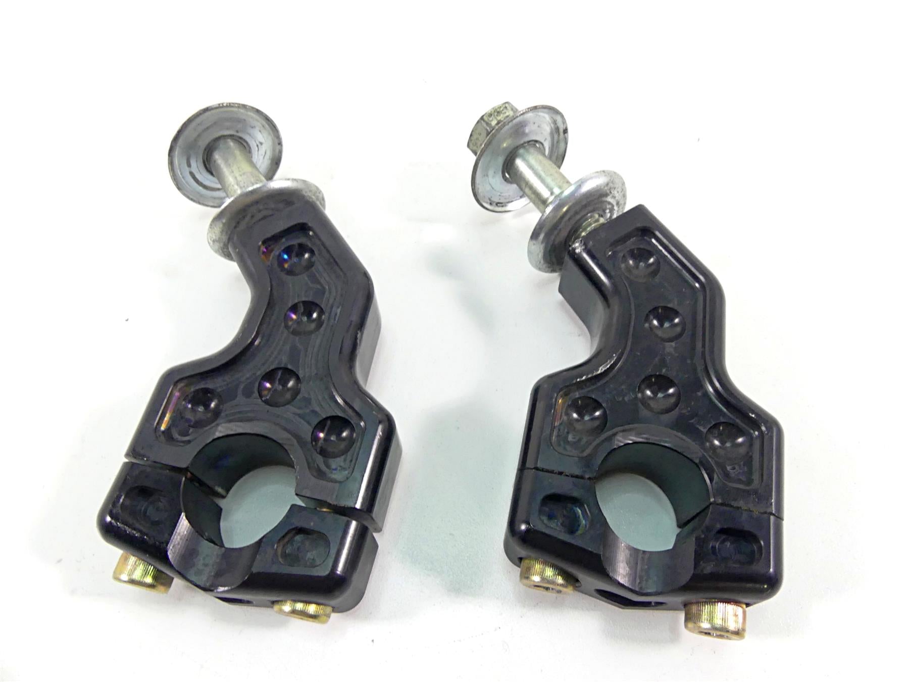 2011 Harley Softail FXS Blackline Joker Machine Dual 2.5" Riser Handlebar Set {{ shop.shopifyCountryName }} - Mototech271