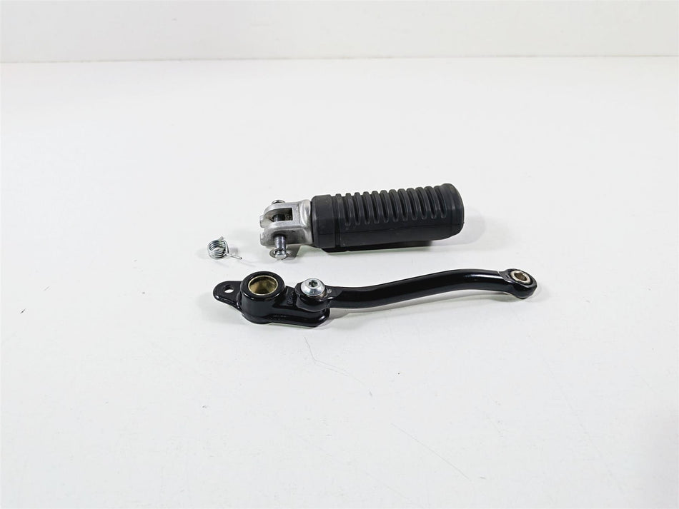 2024 Harley Softail FXLRST Low Rider Right Foot Peg & Brake Linkage 50501106 {{ shop.shopifyCountryName }} - Mototech271