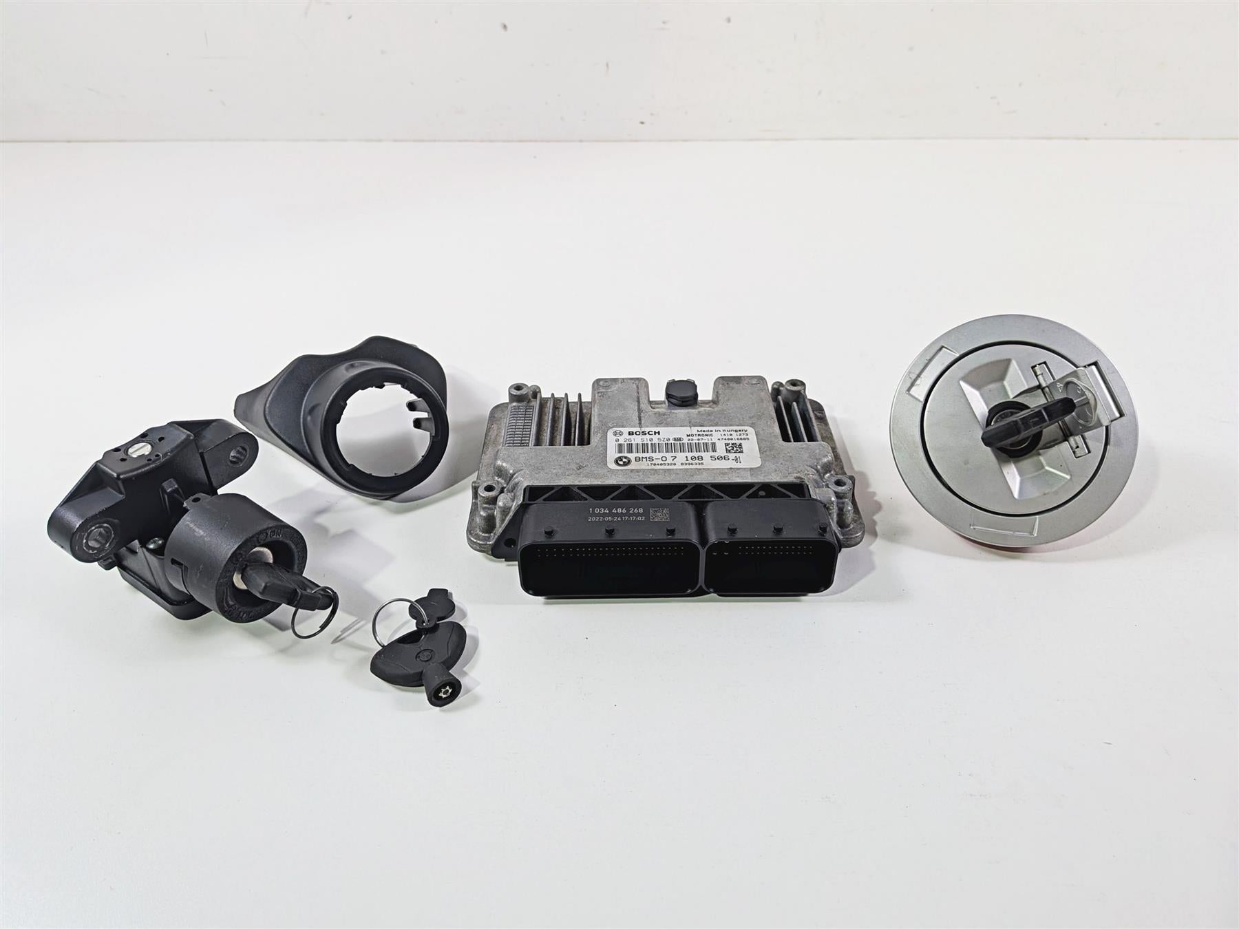 2023 BMW R nineT Scrambler K23 Cdi Ecu Module Ignition Switch Set 13617108506 {{ shop.shopifyCountryName }} - Mototech271