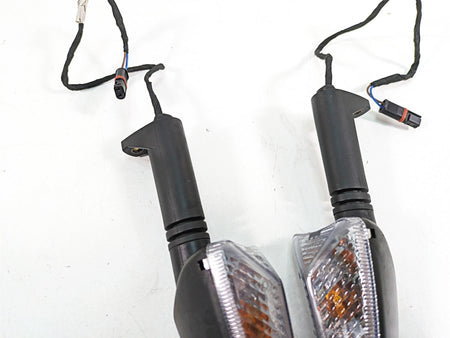 2016 BMW R1200R K53 Front Blinker Turn Signal Set 63138534355 63138534354 {{ shop.shopifyCountryName }} - Mototech271