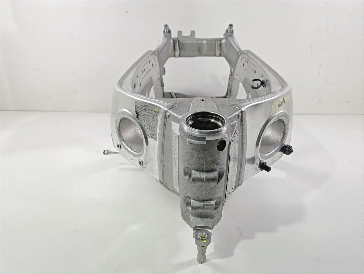 2017 Aprilia RSV 1100 Tuono V4 Factory Straight Main Frame Chassis With Salvage Tennessee Title 896962 {{ shop.shopifyCountryName }} - Mototech271