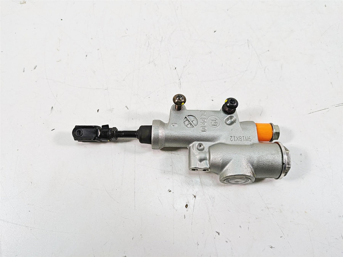 2020 Aprilia Tuono V4 Factory Rear Brembo Brake Master Cylinder B044586 {{ shop.shopifyCountryName }} - Mototech271