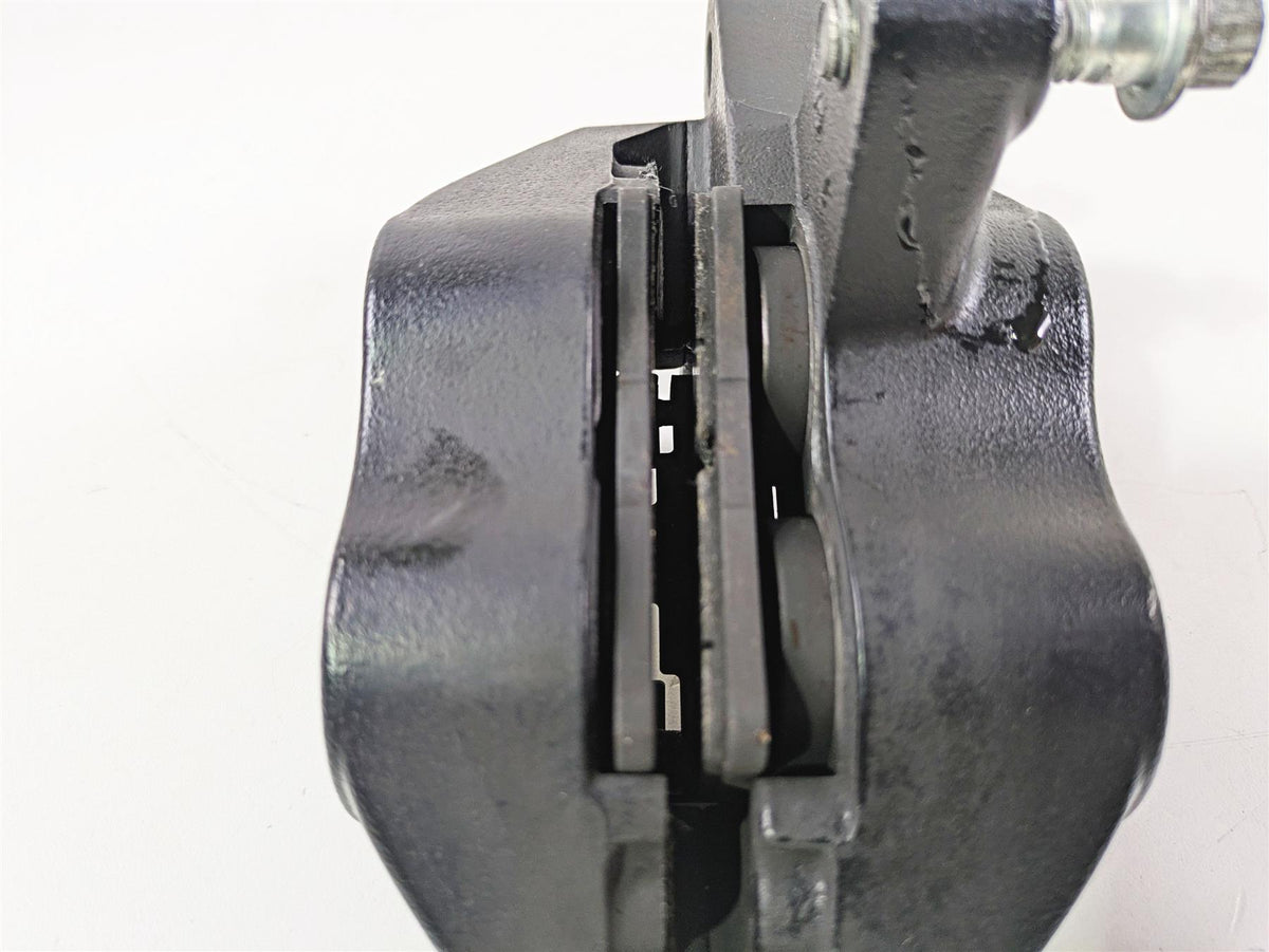 2020 Harley Softail FXST Standard Front Brake Caliper - Read 41300095 {{ shop.shopifyCountryName }} - Mototech271