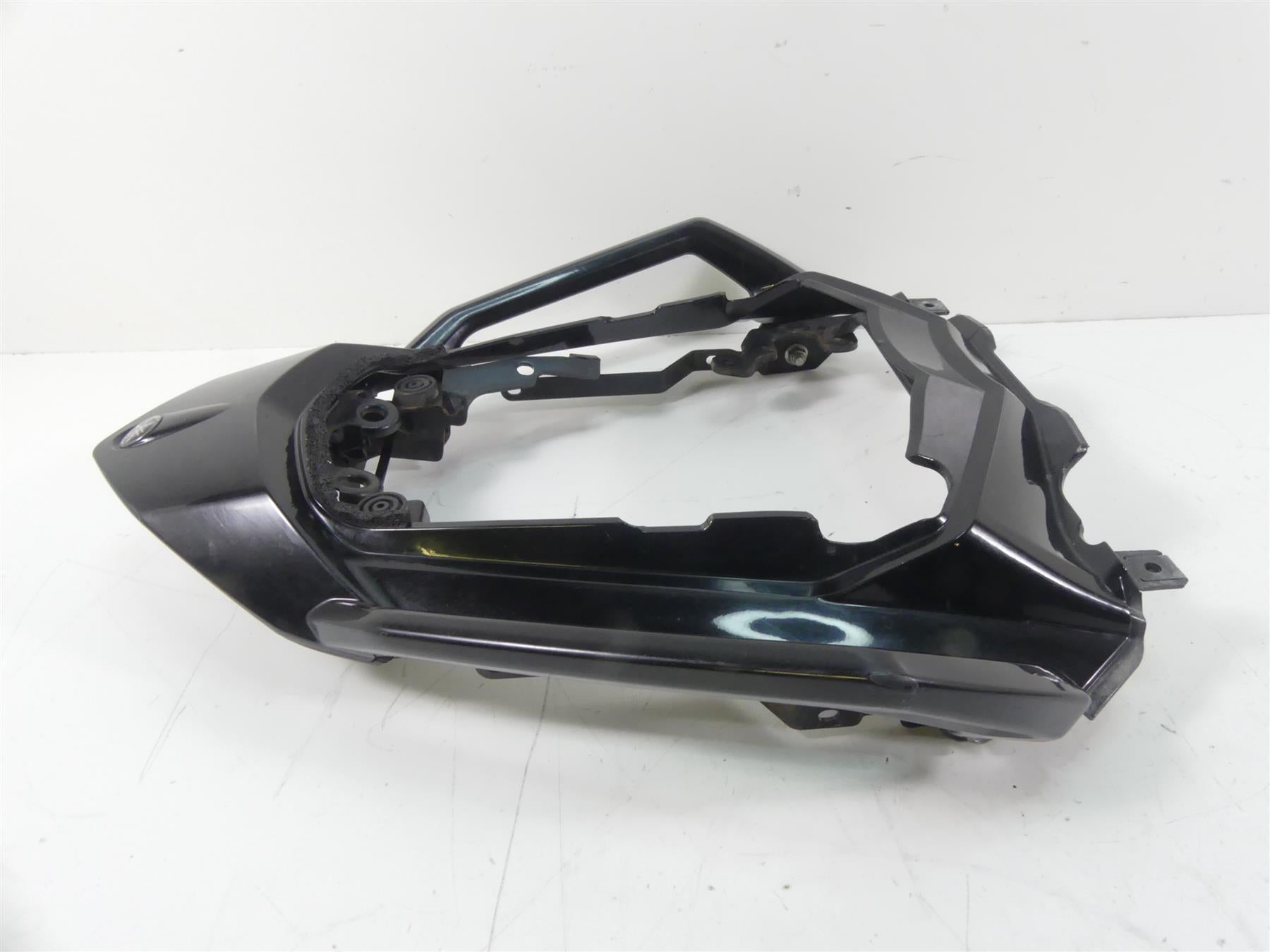 2007 Yamaha FZ1 Fazer Rear Passenger Grab Handle Fairing Cover 3C3-24773-00 | Mototech271