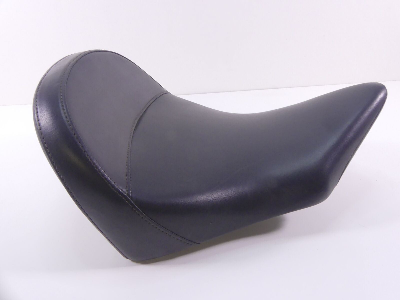2012 Victory High Ball Driver Rider Seat Saddle - Read 2684101 {{ shop.shopifyCountryName }} - Mototech271