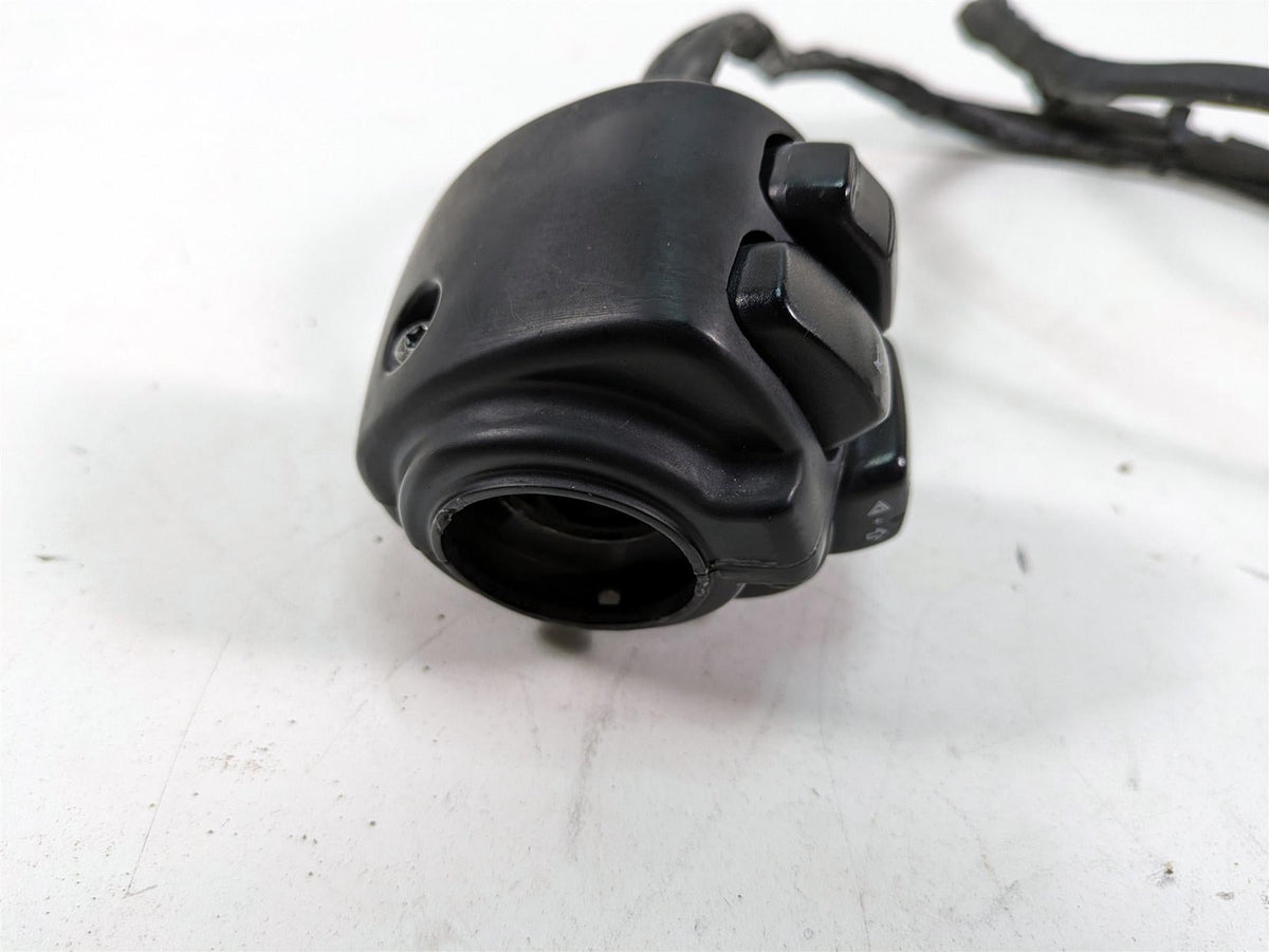 2000 Harley Dyna FXDL Low Rider Left Hand Control Switch 71682-06A 71685-06A {{ shop.shopifyCountryName }} - Mototech271