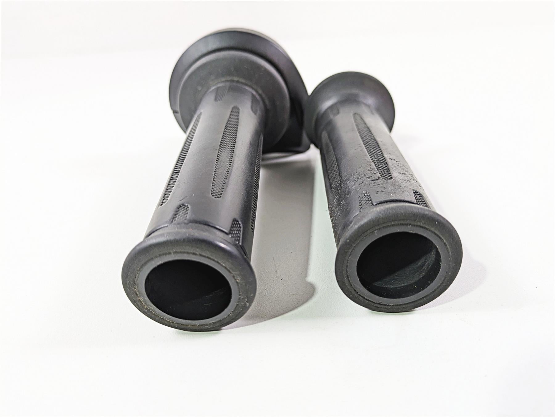 2019 BMW R1250RT K52 Left Right Heated Cruise Hand Grip Set 61318552124 {{ shop.shopifyCountryName }} - Mototech271