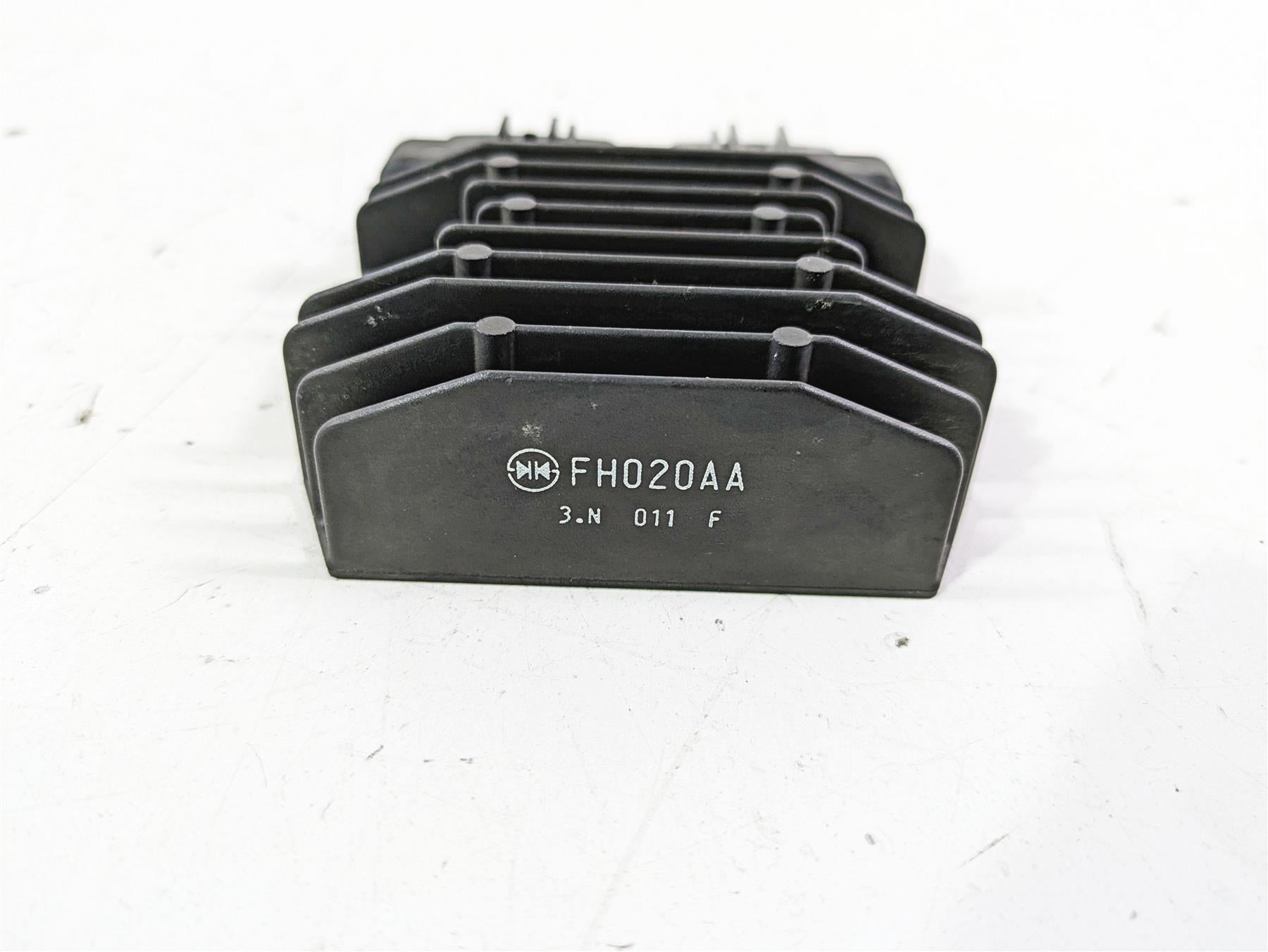 2014 BMW R1200 RT RTW K52 Rectifier Voltage Regulator -Read FH020AA 12318523367 {{ shop.shopifyCountryName }} - Mototech271