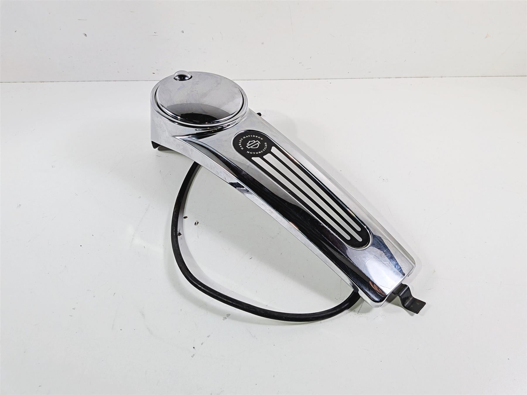 Harley Davidson Touring FLHTC SE CVO Chrome Tank Dash Cover Console 69214-04 {{ shop.shopifyCountryName }} - Mototech271
