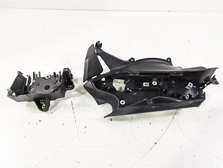 2015 Ducati Panigale 1299 S Cdi & Battery Holder Set 8291A361A 8291A541B {{ shop.shopifyCountryName }} - Mototech271