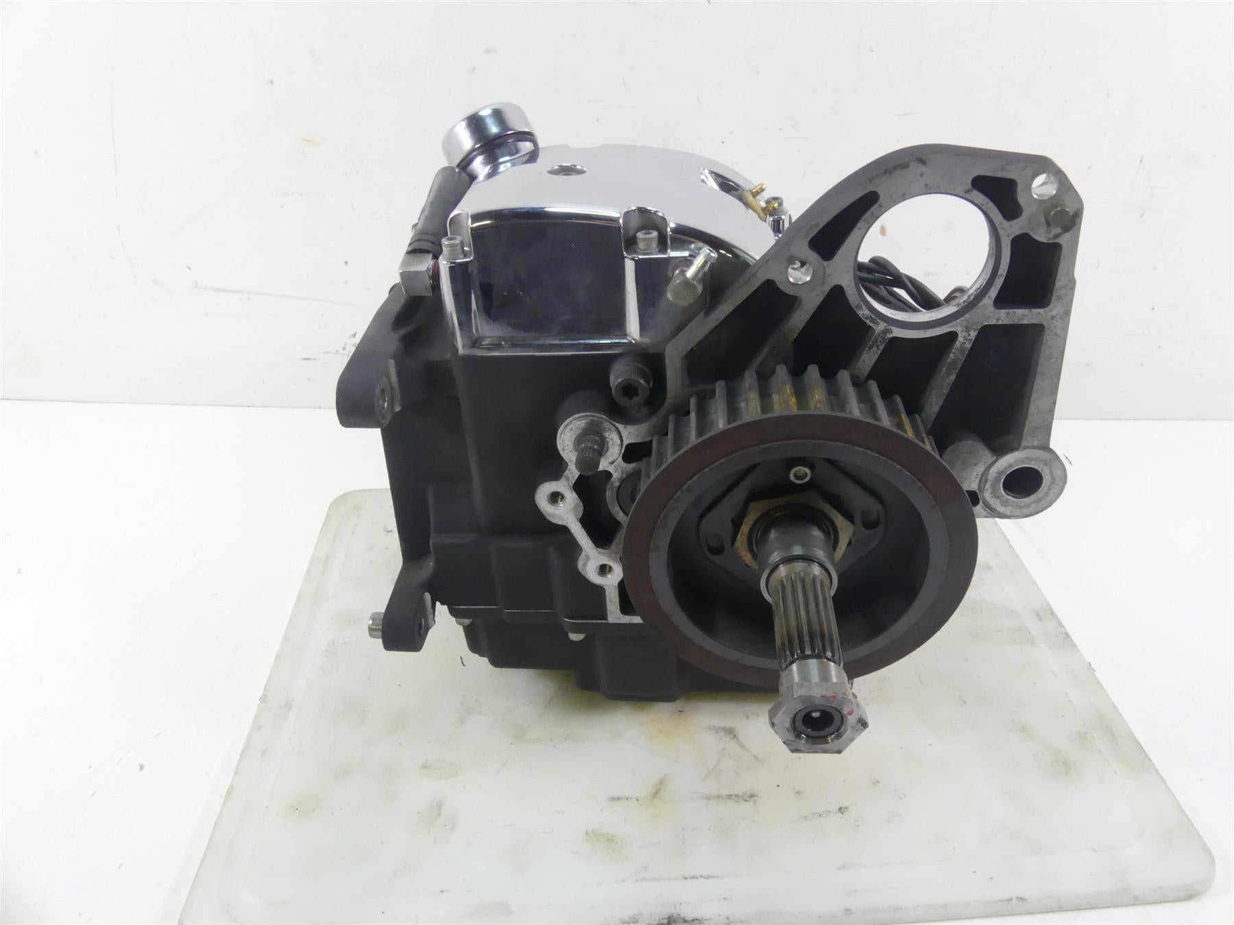 2004 Harley FXDWGI Dyna Wide Glide Transmission 5 Speed Gear Box 33038-04 {{ shop.shopifyCountryName }} - Mototech271
