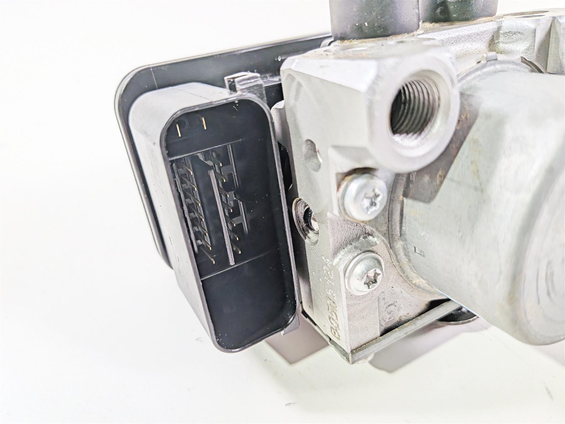 2017 Honda CRF1000 Africa Twin Nissin Abs Brake Pump Module 57110-MJP-G61-Mototech271