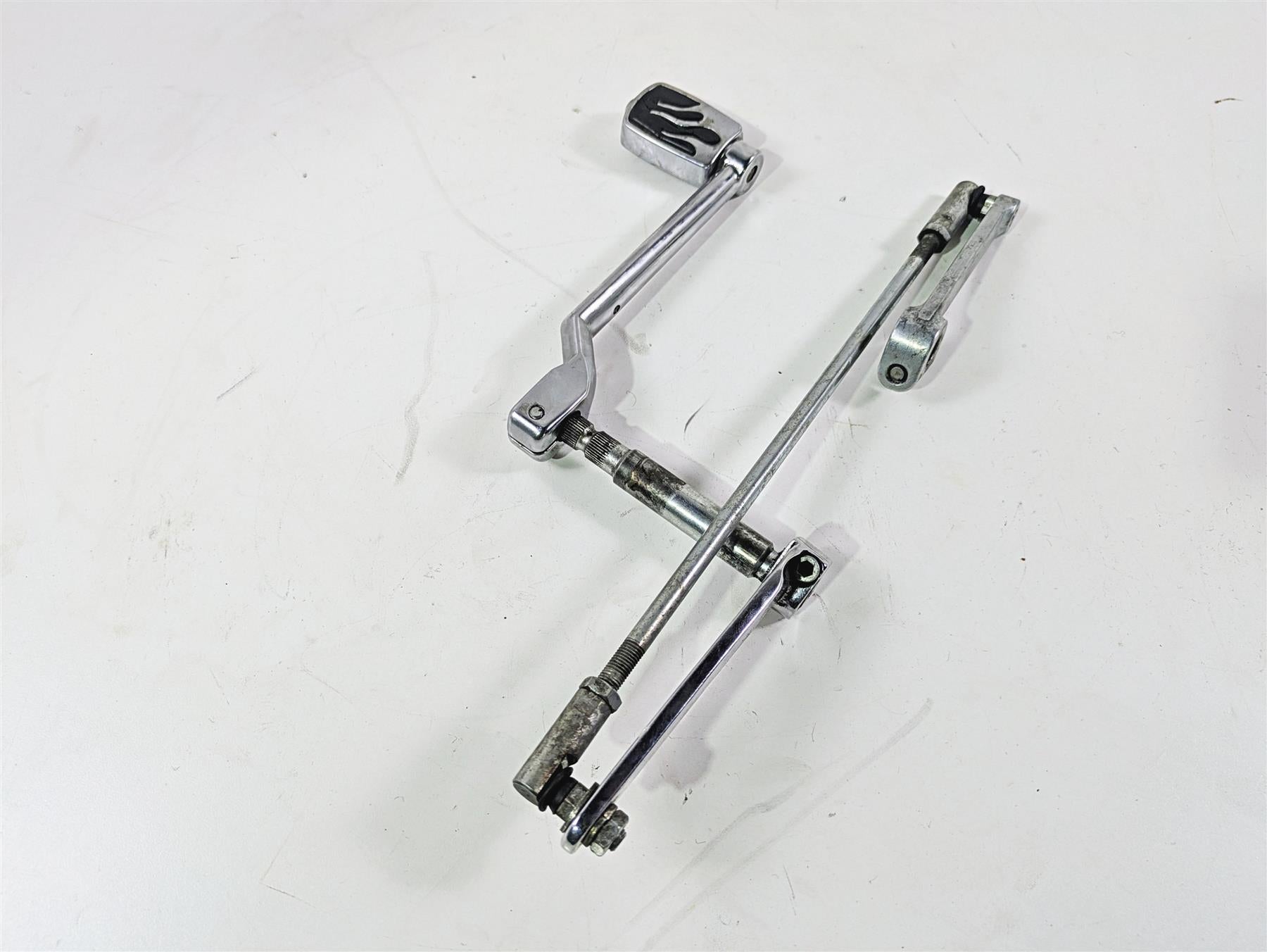 1999 Harley Touring FLHTCUI E-Glide Shifter Pedal Linkage Set 33895-82E