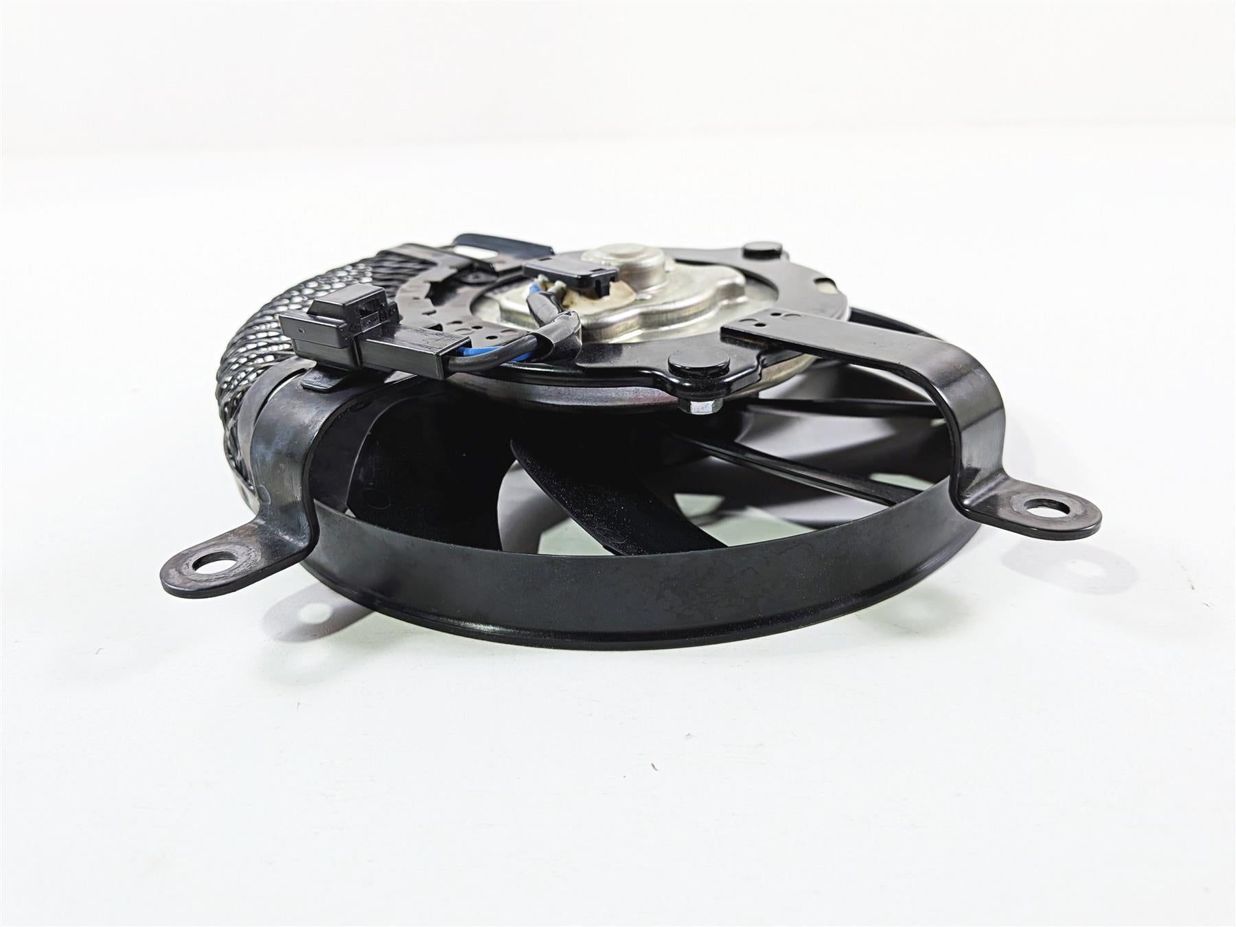 2024 Suzuki GSXR 600 Radiator Cooling Fan - Tested 17710-14J00 {{ shop.shopifyCountryName }} - Mototech271