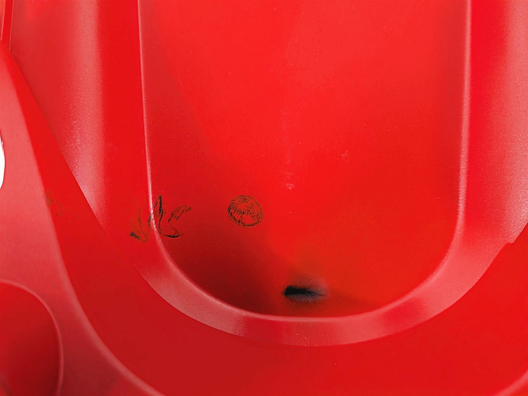 2016 Ducati Hypermotard 939 SP Red Center Tank Cover Fairing 480P5672E 48015671B-Mototech271