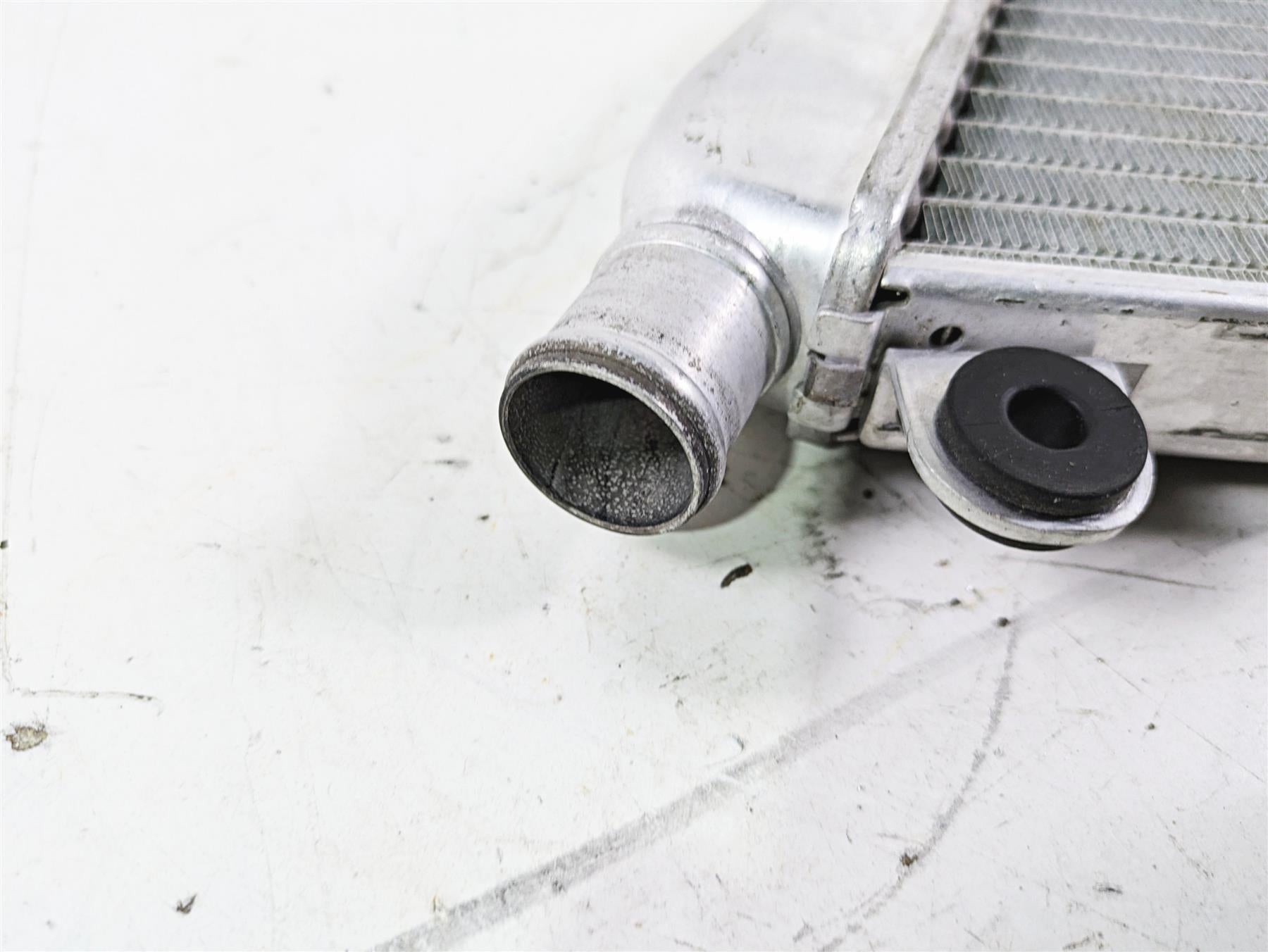 2015 Ducati Panigale 1299 S Lower Water Coolant Radiator 54841211A {{ shop.shopifyCountryName }} - Mototech271
