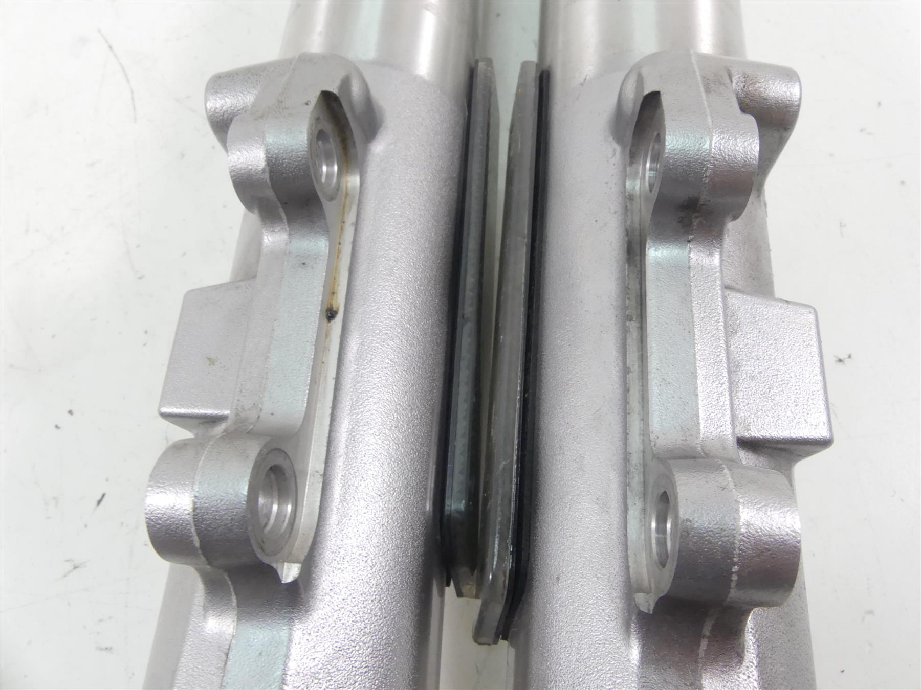 2012 Harley Touring FLHTK Electra Glide Showa Front Fork Leg Lowers 46495-09 {{ shop.shopifyCountryName }} - Mototech271