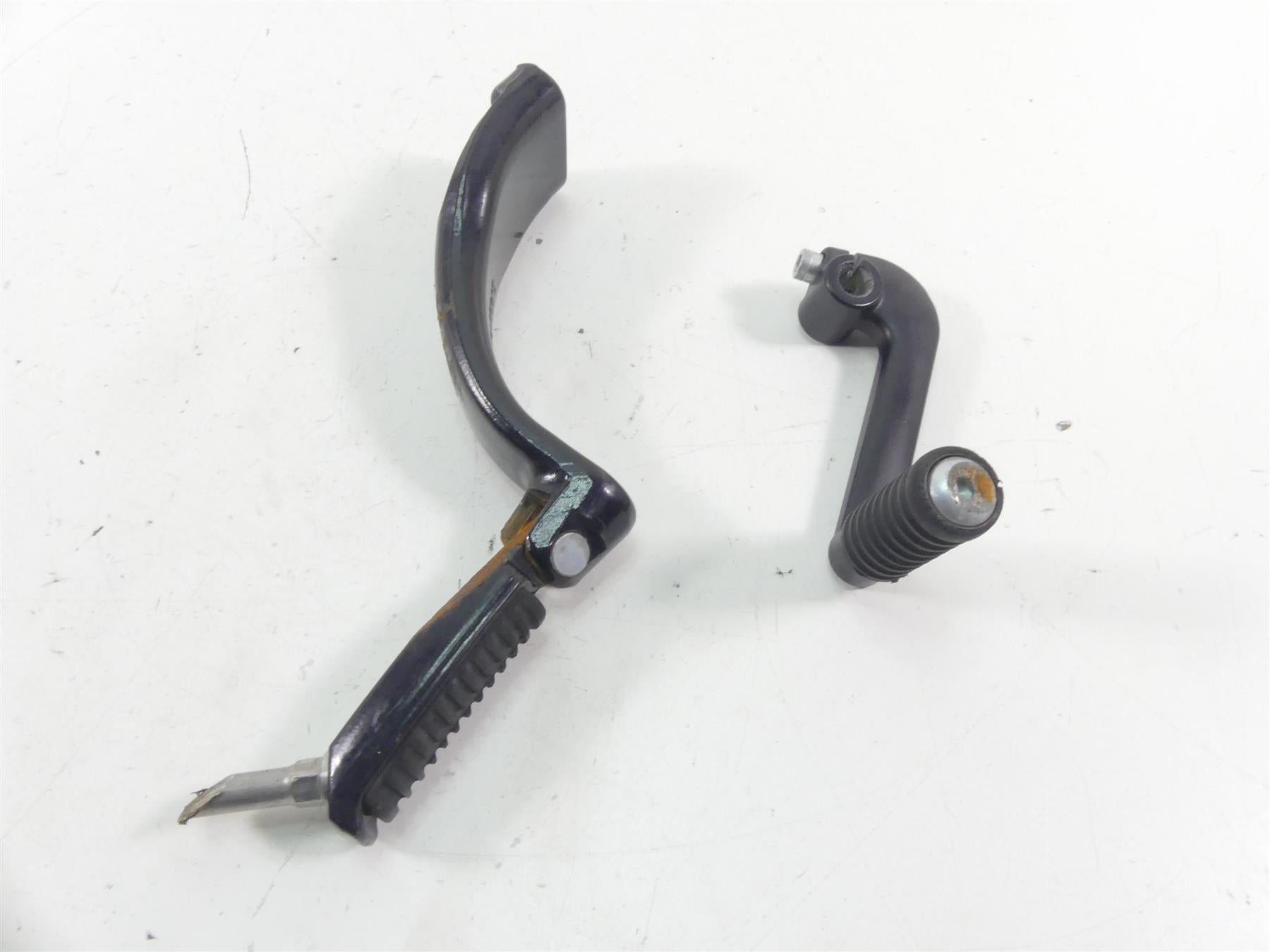 2020 Harley Sportster XL1200 NS Iron Front Left Foot Peg & Shifter Mid 42972-04 {{ shop.shopifyCountryName }} - Mototech271