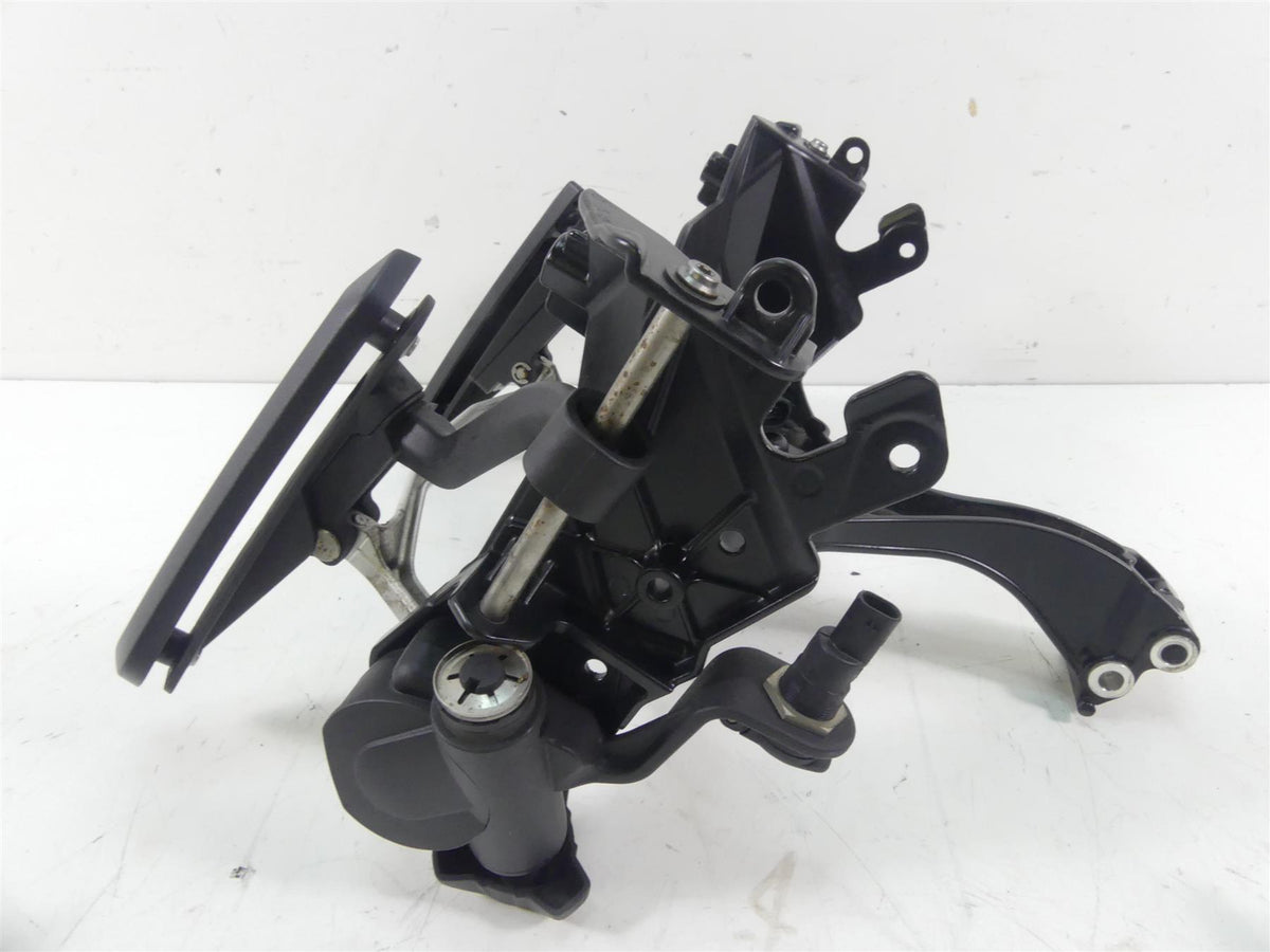 2017 BMW R1200GS GSW K50 Front Windshield Adjustment Stay Mount 46638561351 {{ shop.shopifyCountryName }} - Mototech271