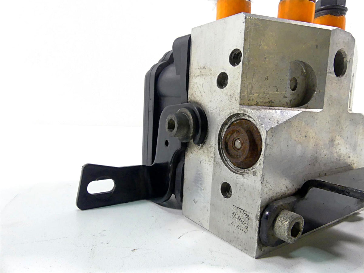 2014 Harley VRSCF Muscle V-Rod Abs Brake Pump Pressure Unit Module 40664-08A {{ shop.shopifyCountryName }} - Mototech271