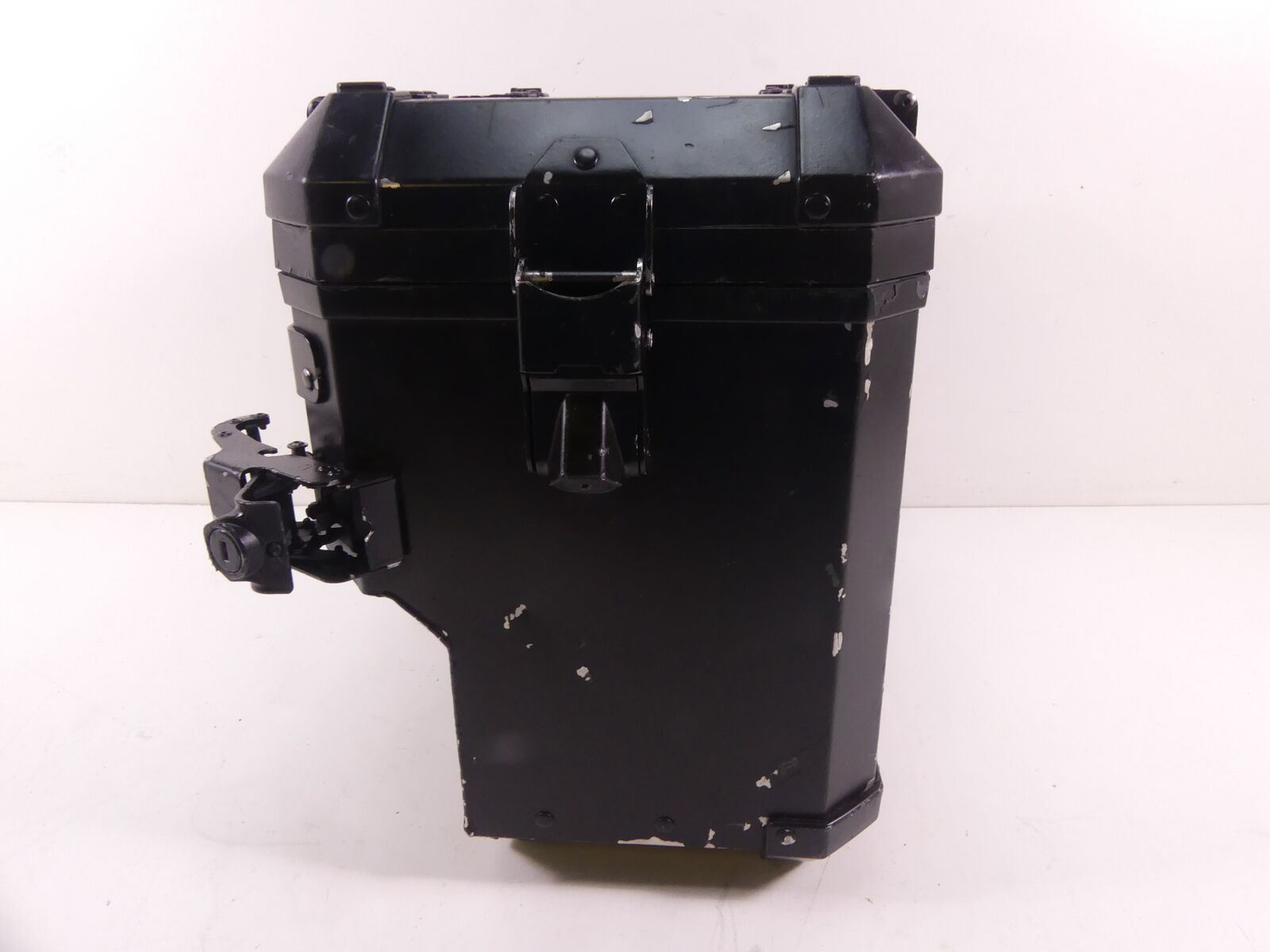2010 BMW R1200GS Adventure K255 Left Saddlebag Saddle Bag Case 77418566457 {{ shop.shopifyCountryName }} - Mototech271