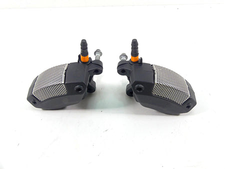 2015 Harley VRSCF Muscle V-Rod Nice Front Brake Caliper Set 44731-08 44732-08 {{ shop.shopifyCountryName }} - Mototech271