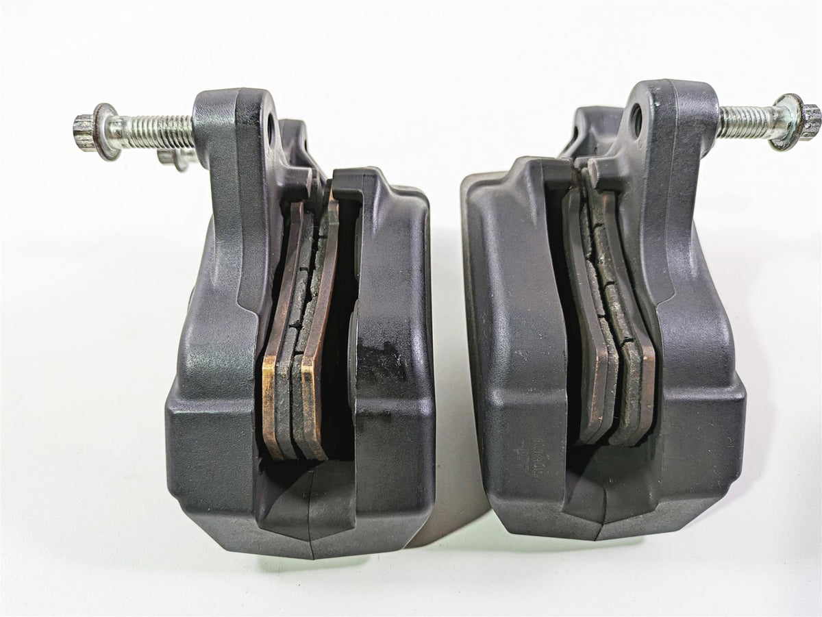 2010 Harley Touring FLHTK Electra Glide Front Brake Calipers 43027-08 44023-08 {{ shop.shopifyCountryName }} - Mototech271