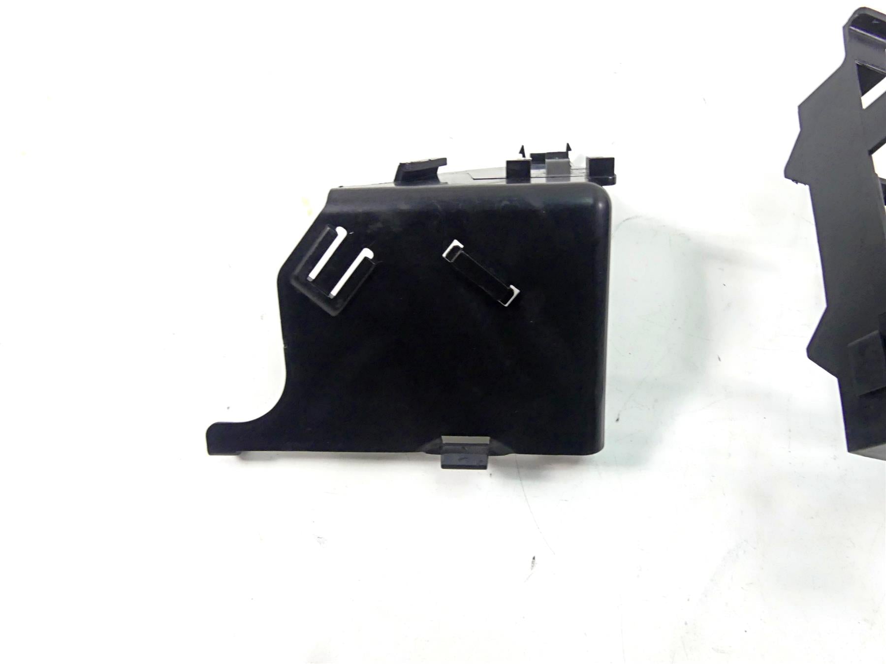 2015 Harley VRSCF Muscle V-Rod Electric Battery Holder Stay Bracket Set 70475-07 {{ shop.shopifyCountryName }} - Mototech271