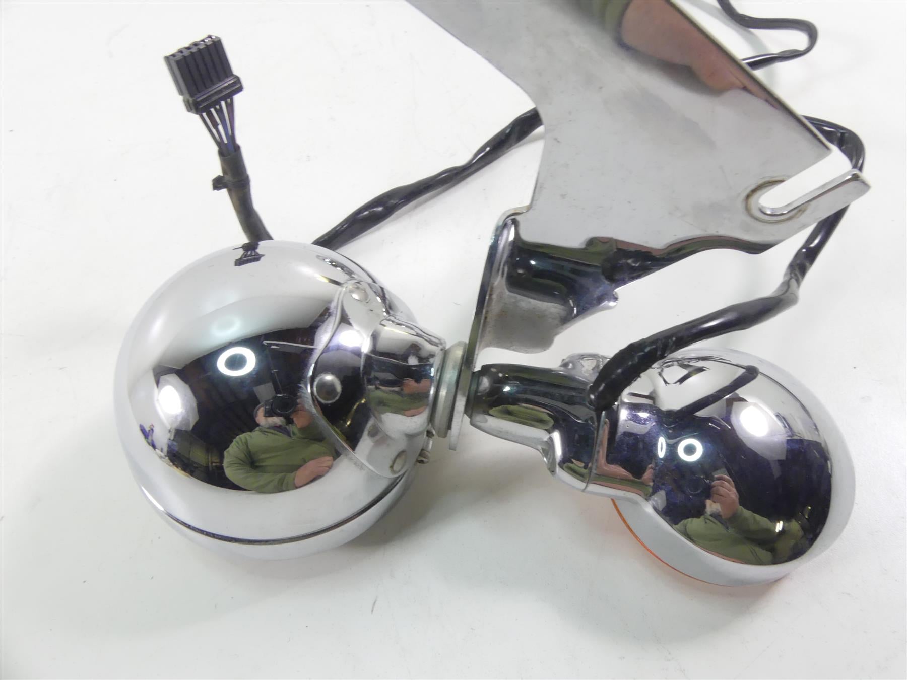 2001 Harley Touring FLHRCI Road King Front LED Spot Light Blinker Set 68712-94A {{ shop.shopifyCountryName }} - Mototech271