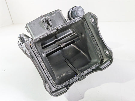 2024 Yamaha YZF R1 RN65 Front Center Air Duct Intake & Diaphragm B3L-2832E-00 {{ shop.shopifyCountryName }} - Mototech271