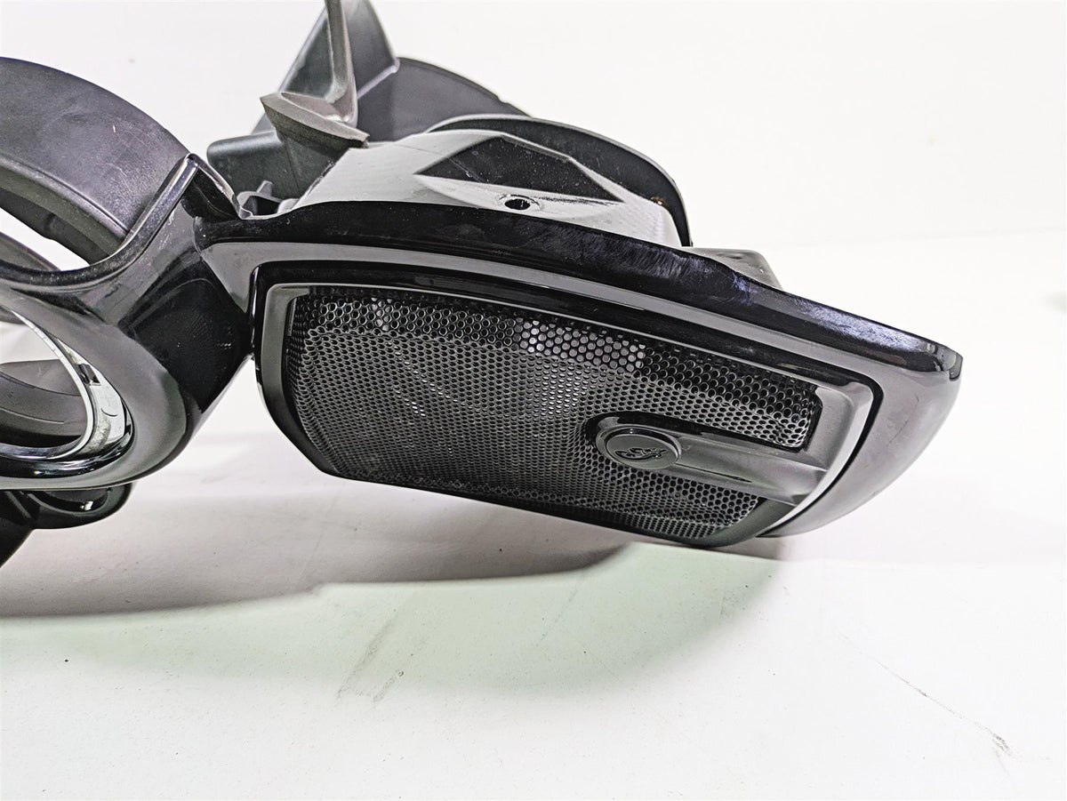2017 Indian Chieftain Limited Front Nose Inner Fairing Cover Black 5452568 {{ shop.shopifyCountryName }} - Mototech271