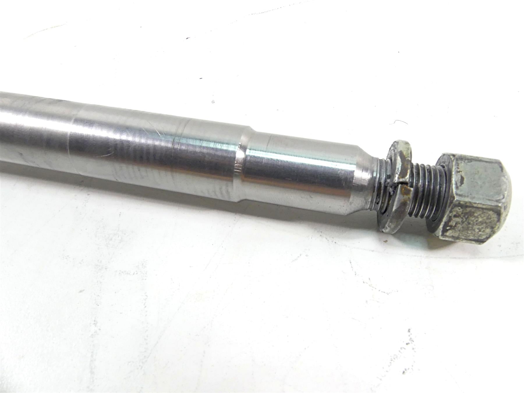 2005 Harley Sportster XL1200 C Straight Front Axle Wheel Spindle 3/4" 43895-00 {{ shop.shopifyCountryName }} - Mototech271