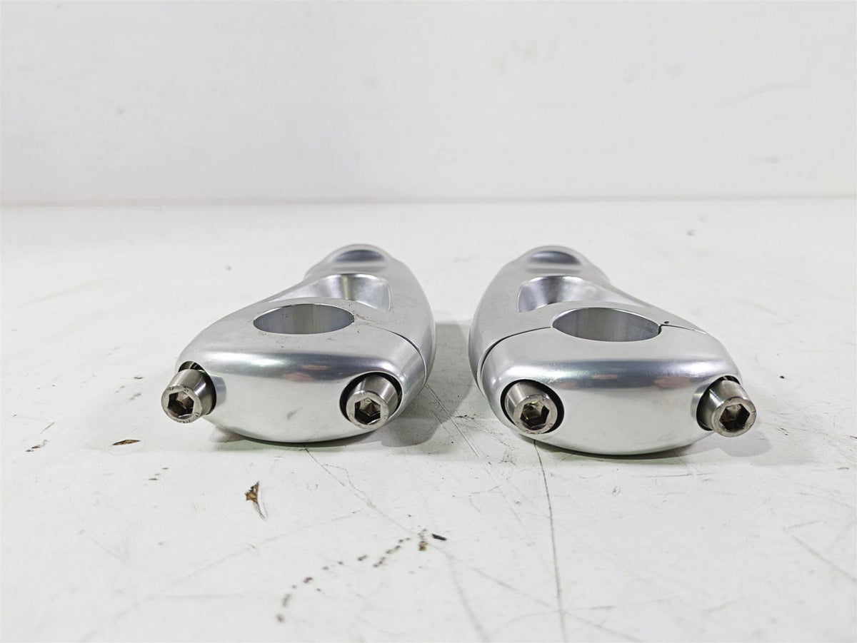 2014 Moto Guzzi California 1400 Touring Handlebar Holder Riser Set GU06500600 {{ shop.shopifyCountryName }} - Mototech271