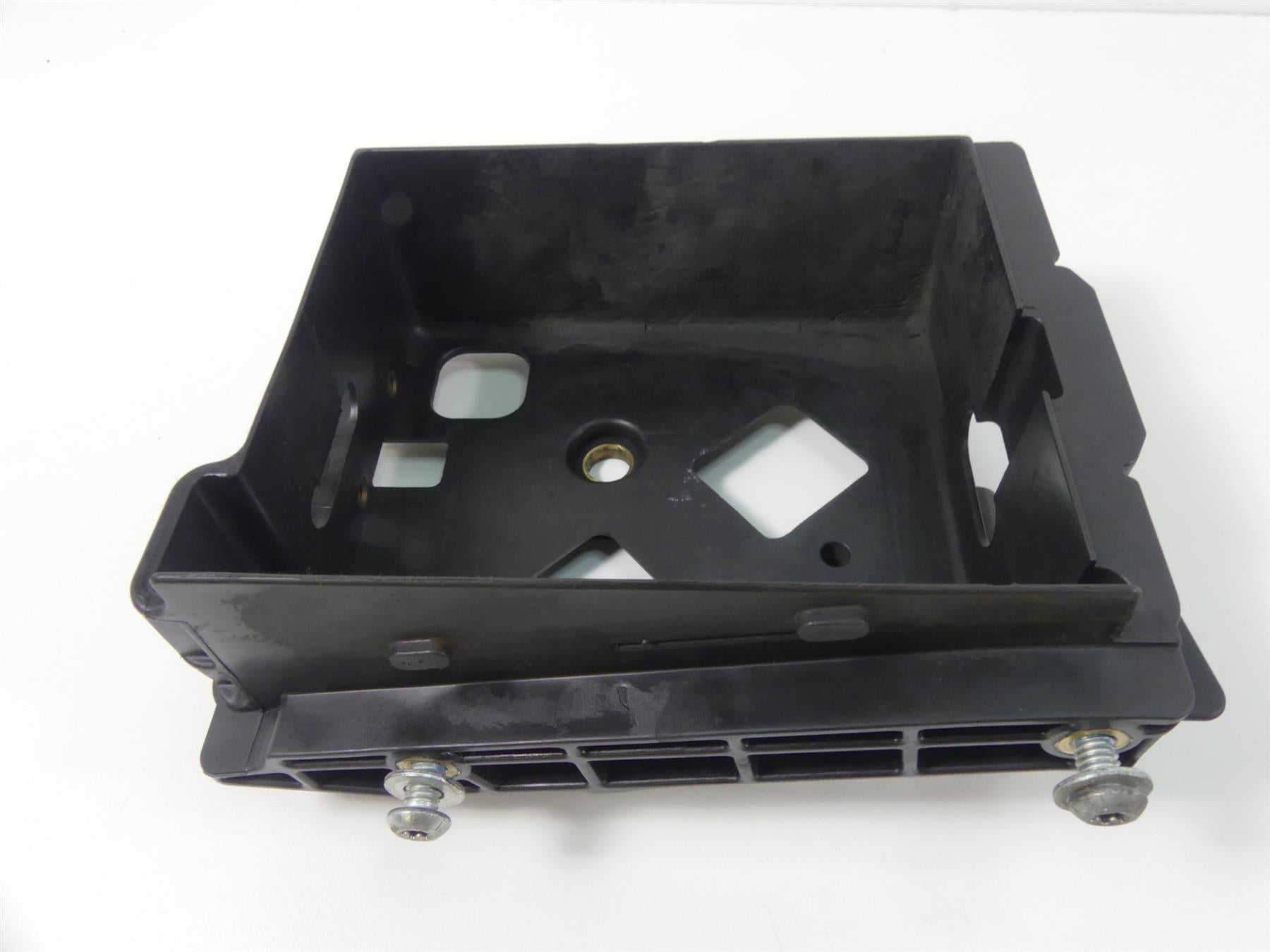 2017 Harley Dyna FXDB Street Bob Battery Carrier Tray & Cover 70379-06 {{ shop.shopifyCountryName }} - Mototech271