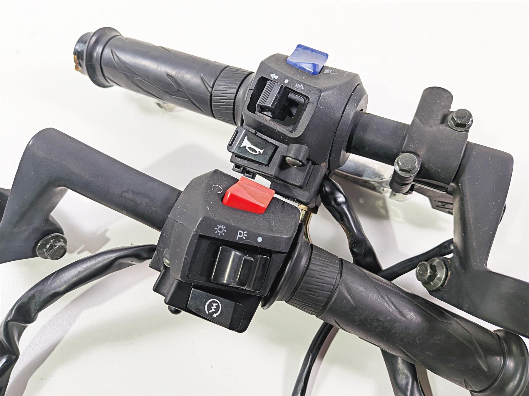 2023 Vitacci GTT 250 Left Right Handle Bar Control Switch Throttle Grip Set {{ shop.shopifyCountryName }} - Mototech271