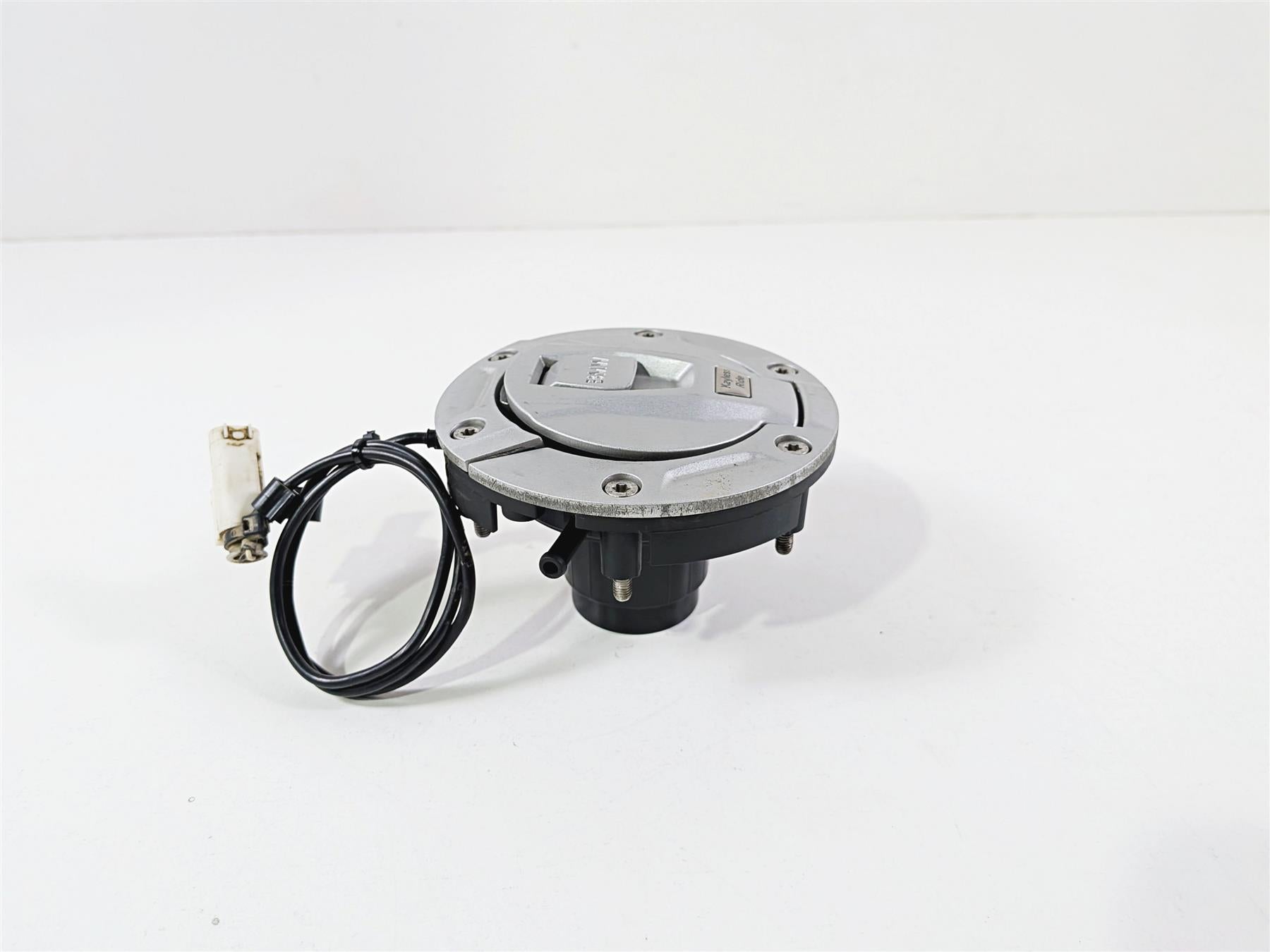 2023 BMW F850GS K81 Keyless Fuel Gas Petrol Tank Lid Cap 16118394060 {{ shop.shopifyCountryName }} - Mototech271