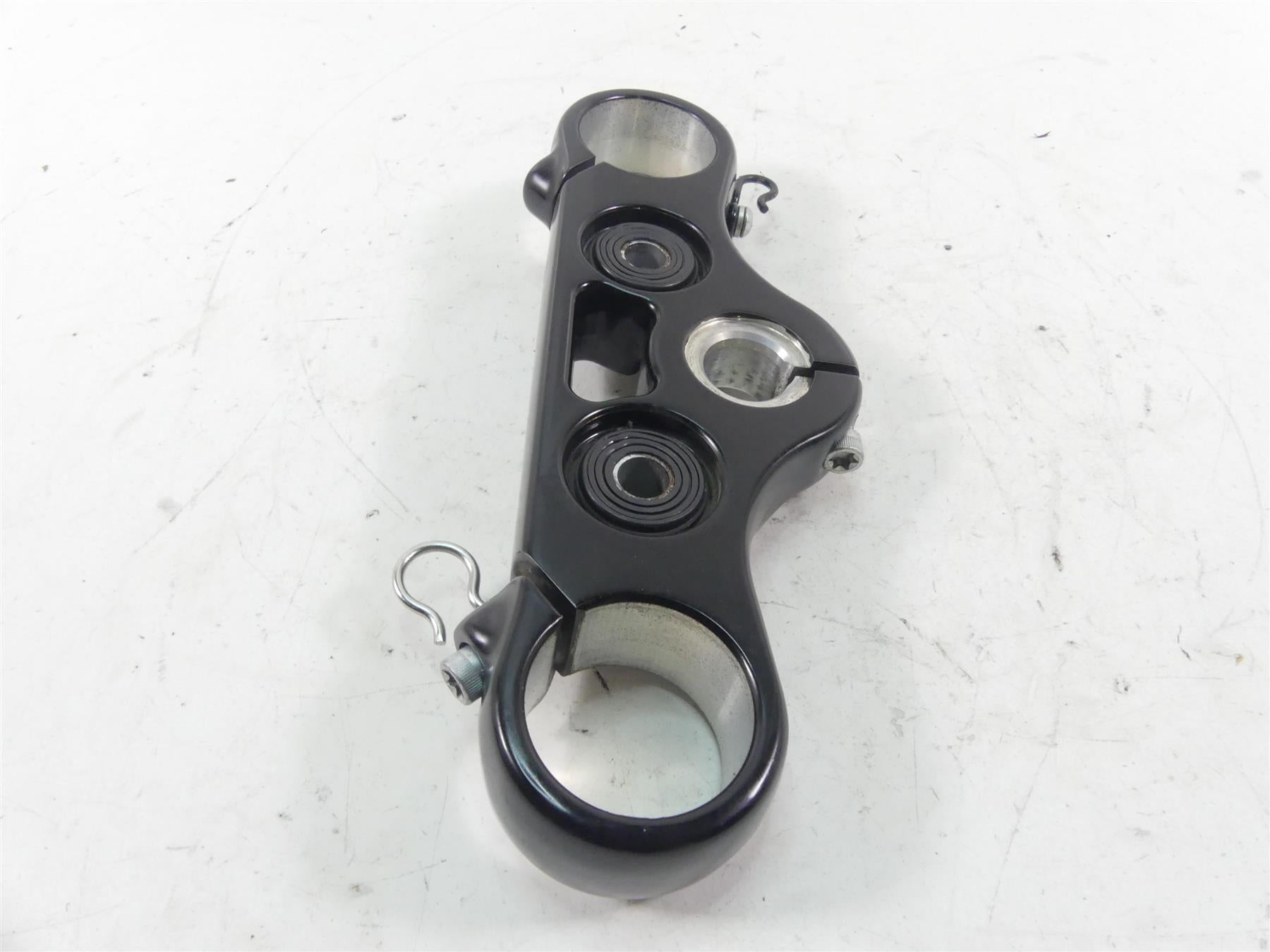 2018 Harley Softail FXBB Street Bob Upper Triple Tree Steering Clamp 45900174 {{ shop.shopifyCountryName }} - Mototech271