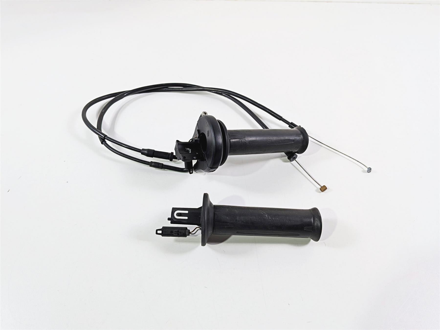2014 BMW S1000RR K46 Left Right Hand Grip Set Heated 61318522476 61317708227 {{ shop.shopifyCountryName }} - Mototech271