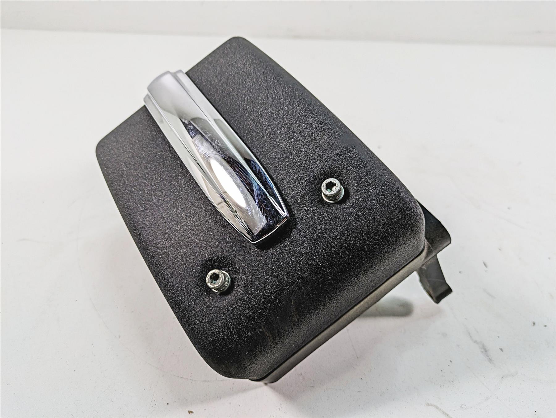 2009 Harley FXDF Dyna Fat Bob Electrical Tray Holder Stay & Cover Set 70367-04 {{ shop.shopifyCountryName }} - Mototech271