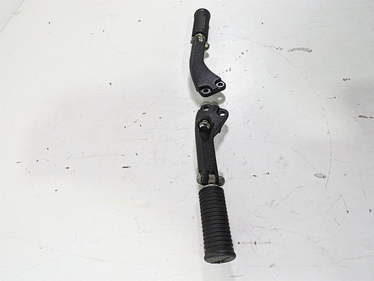 2012 Harley FLD Dyna Switchback Rear Passenger Footpeg Rest Set 49230-06 49224-06A {{ shop.shopifyCountryName }} - Mototech271