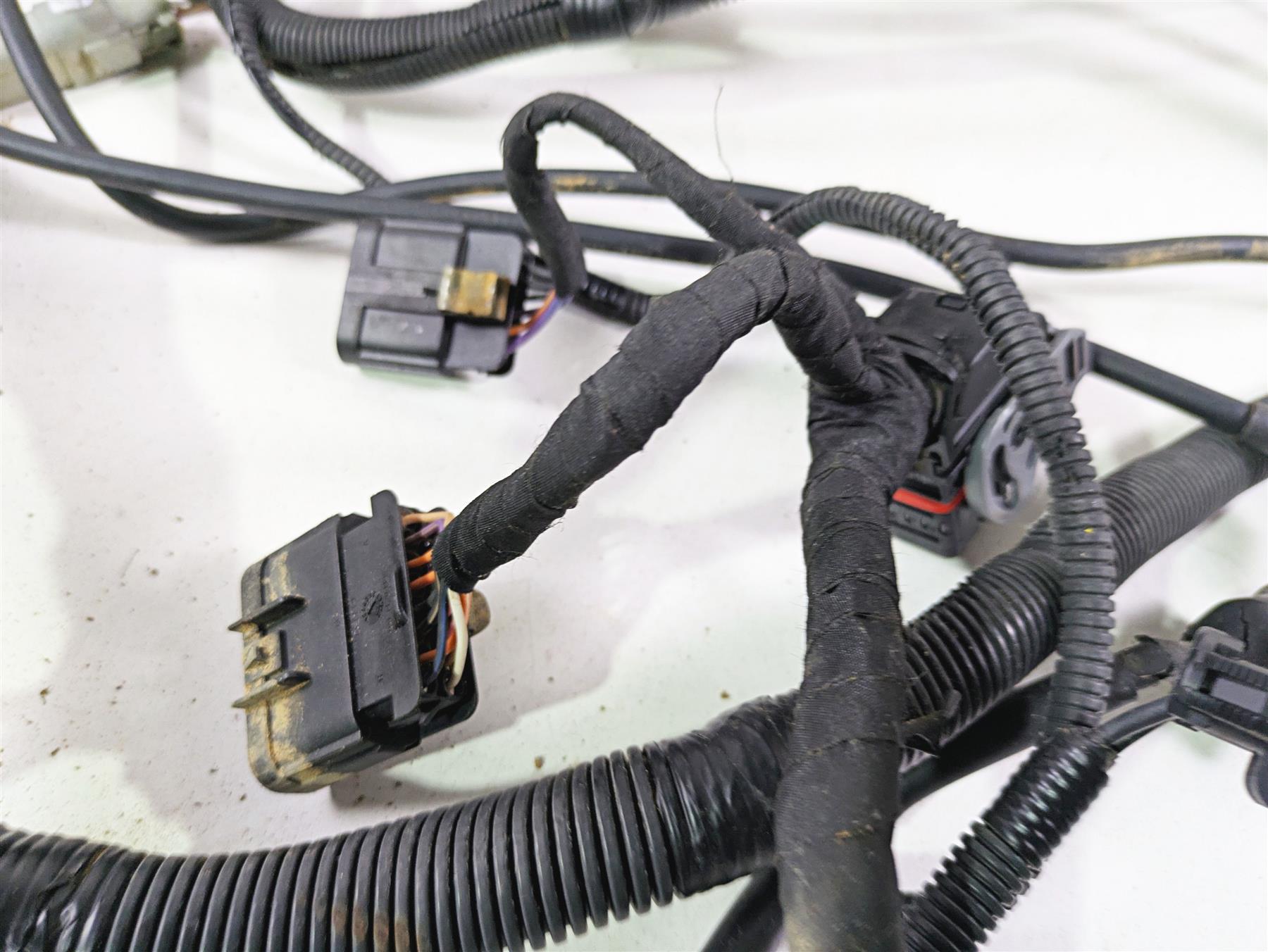 2011 Can-Am Outlander 650 4X4 XT Main Wiring Harness Loom - No Cut 710002118 {{ shop.shopifyCountryName }} - Mototech271