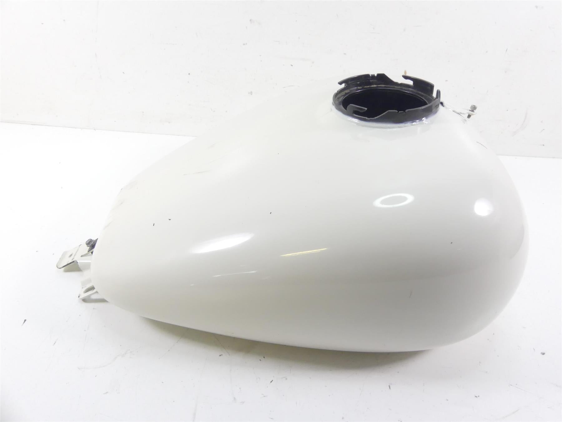 2012 Harley Touring FLHTP Electra Glide Fuel Gas Petrol Tank - Read 61356-08 {{ shop.shopifyCountryName }} - Mototech271