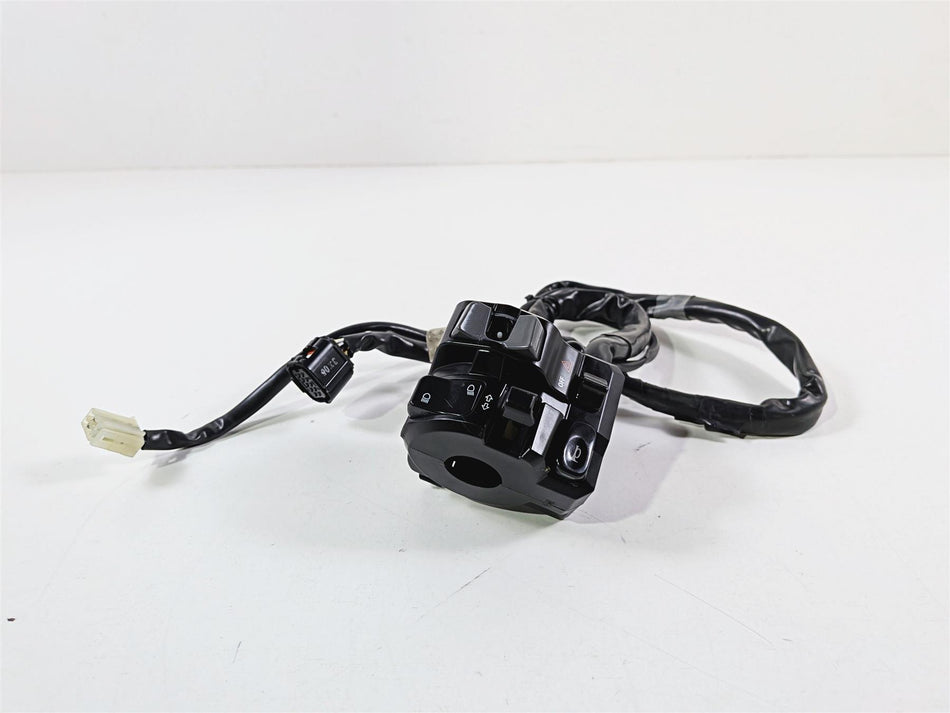 2024 Yamaha YZF R1 RN65 Left Hand Control Switch - Read B3L-83969-01-00 {{ shop.shopifyCountryName }} - Mototech271