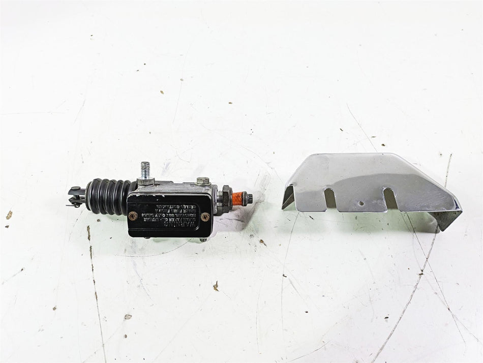 1992 Harley FLSTC Softail Heritage Rear Brake Master Cylinder + Cover 42468-87E {{ shop.shopifyCountryName }} - Mototech271
